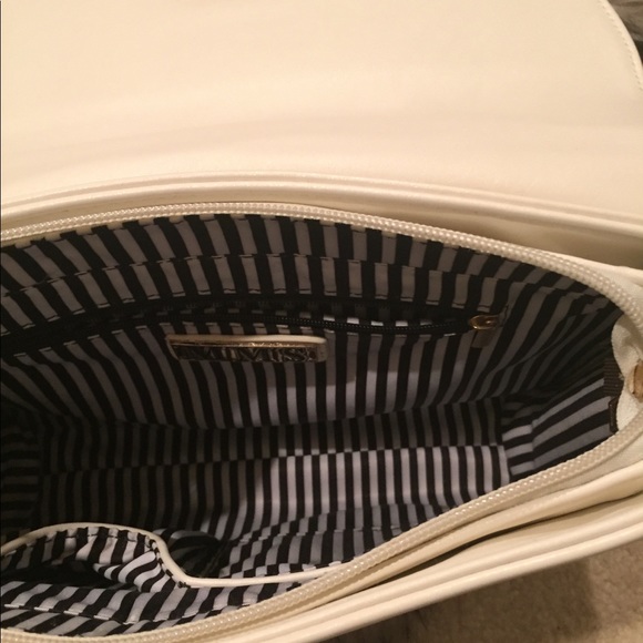 MMS Design Studio Crossbody Purse - Picture 3 of 4